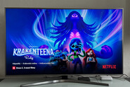 Užijte si víkend s černou komedií Výjimečný stav a animákem Krakenteena Ruby – Na co se o víkendu podívat na Netflixu a Maxu
