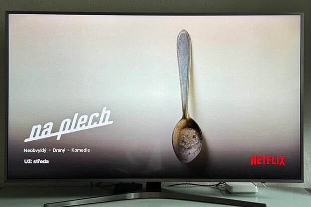 Novinky na streamu: drsná česká komedie Na plech a napínavé krimi Niterná tajemství