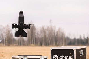 Kladivo na drony. Lotyšský startup ukázal, jak se jich spolehlivě a levně zbavit 