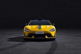 Gran Turismo 7 a Xiaomi: závodní simulátor přivítá luxusní elektromobil SU7 Ultra