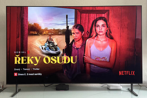 Víkendové tipy na streamu: drama Řeky osudu a pokračování šíleného Peacemakera