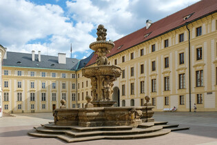 Pražský hrad dnes otevírá výstavu korunovačních klenotů, potrvá do 29. září