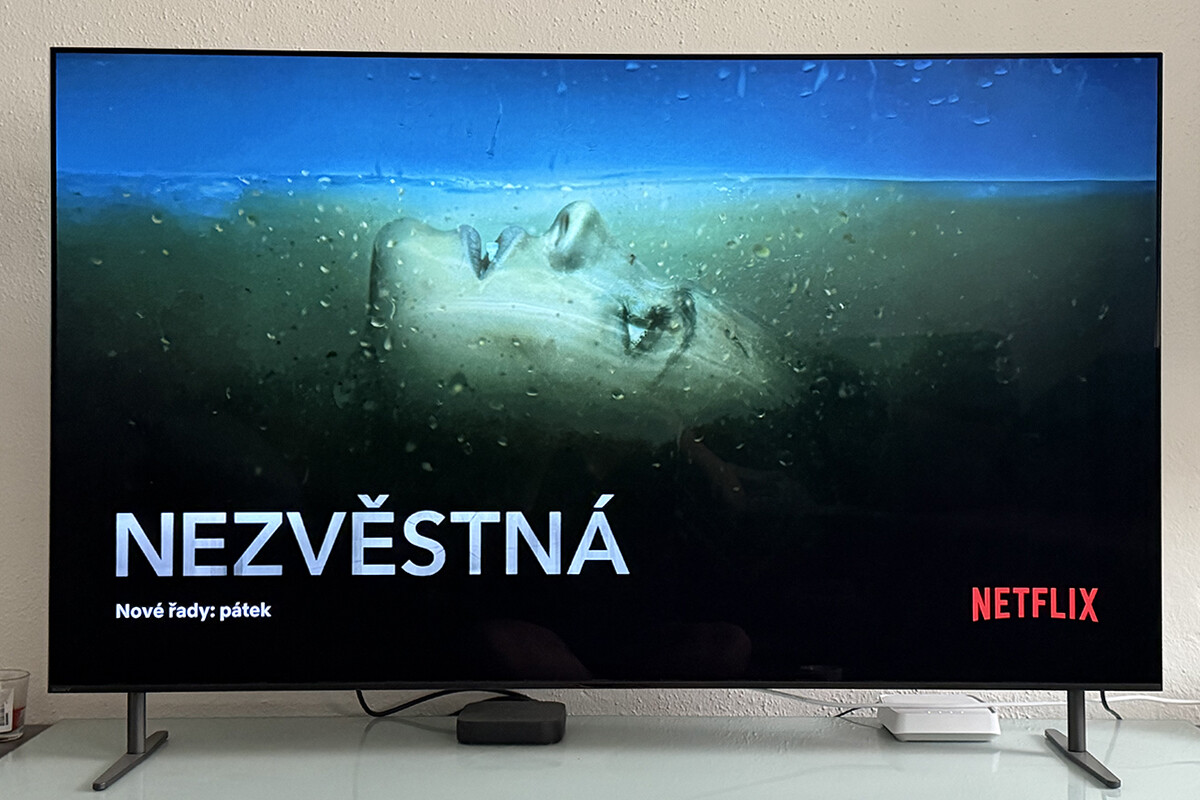 Co nového na streamu? Psychologický thriller Surfař a tajemný seriál Nezvěstná – Novinky pro tento týden na Netflixu a HBO max