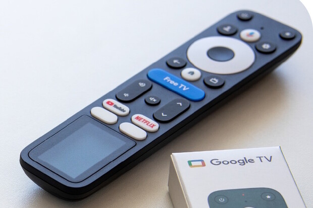 Budoucí ovladače pro Google TV mohou být napájeny solárně