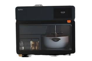 Nosh je robotický šéfkuchař, který vaří za vás. Tedy skoro 