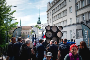 Plzeň branou do kosmu. Míří do ní 18metrová raketa SpaceBuzz s virtuální realitou