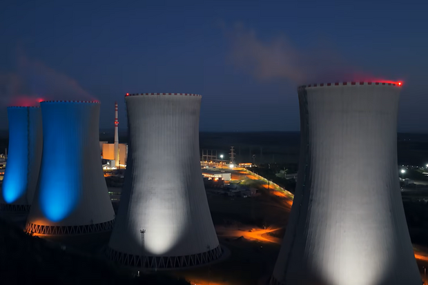 Milník slovenské energetiky: Čtvrtý blok JE Mochovce zahájil zavážení paliva