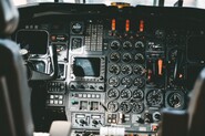 Pilot versus autopilot: Kdo řídí letadlo? 
