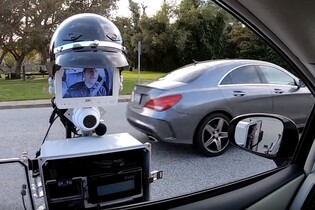 Bude silniční piráty zastavovat tento robot? Má minimalizovat fyzické napadení