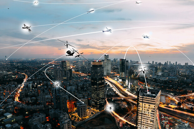 NASA a Uber budou spolupracovat. Hledají, jak budou fungovat sítě dronů nad městy