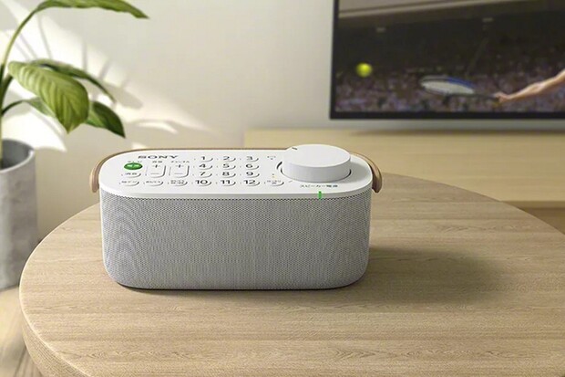 Sony kombinuje chytrý reproduktor a dálkové ovládání k televizi 