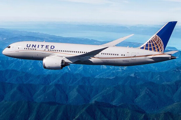 United Airlines chce do roku 2050 snížit emise skleníkových plynů o 100 %