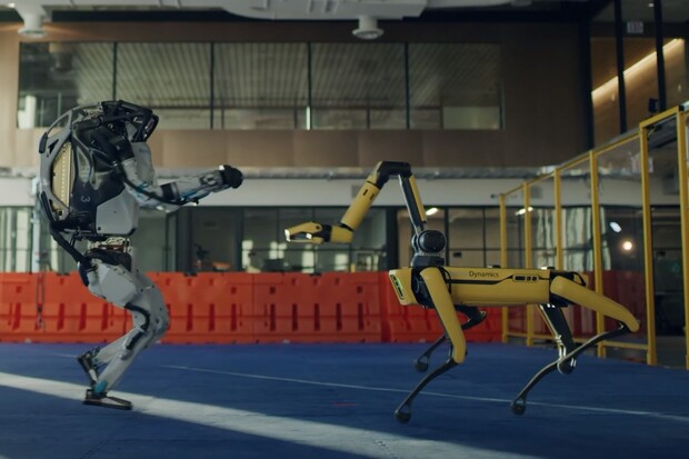 Podívejte se, jak roboti z Boston Dynamics oslavili konec roku