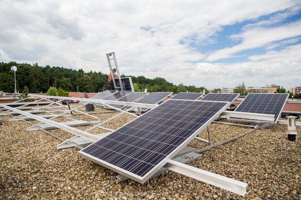Český systém dokáže předpovídat výkon solárních elektráren