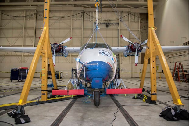 NASA začíná testovat elektrické letadlo X-57 Maxwell