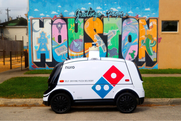 Obyvatelům Houstonu doveze pizzu robot