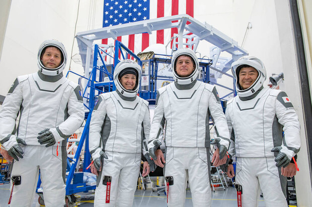 Mise Crew-2 startuje na ISS již 22. dubna