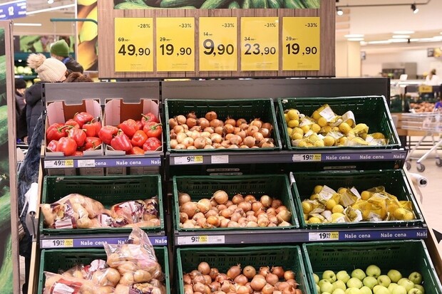 Tesco chce v ČR do roku 2025 ztrojnásobit prodej rostlinných alternativ masa 