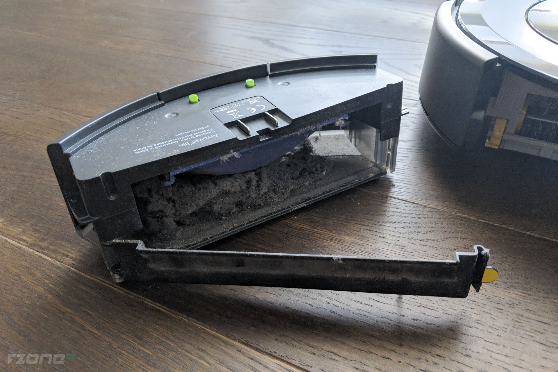 iRobot Roomba 695