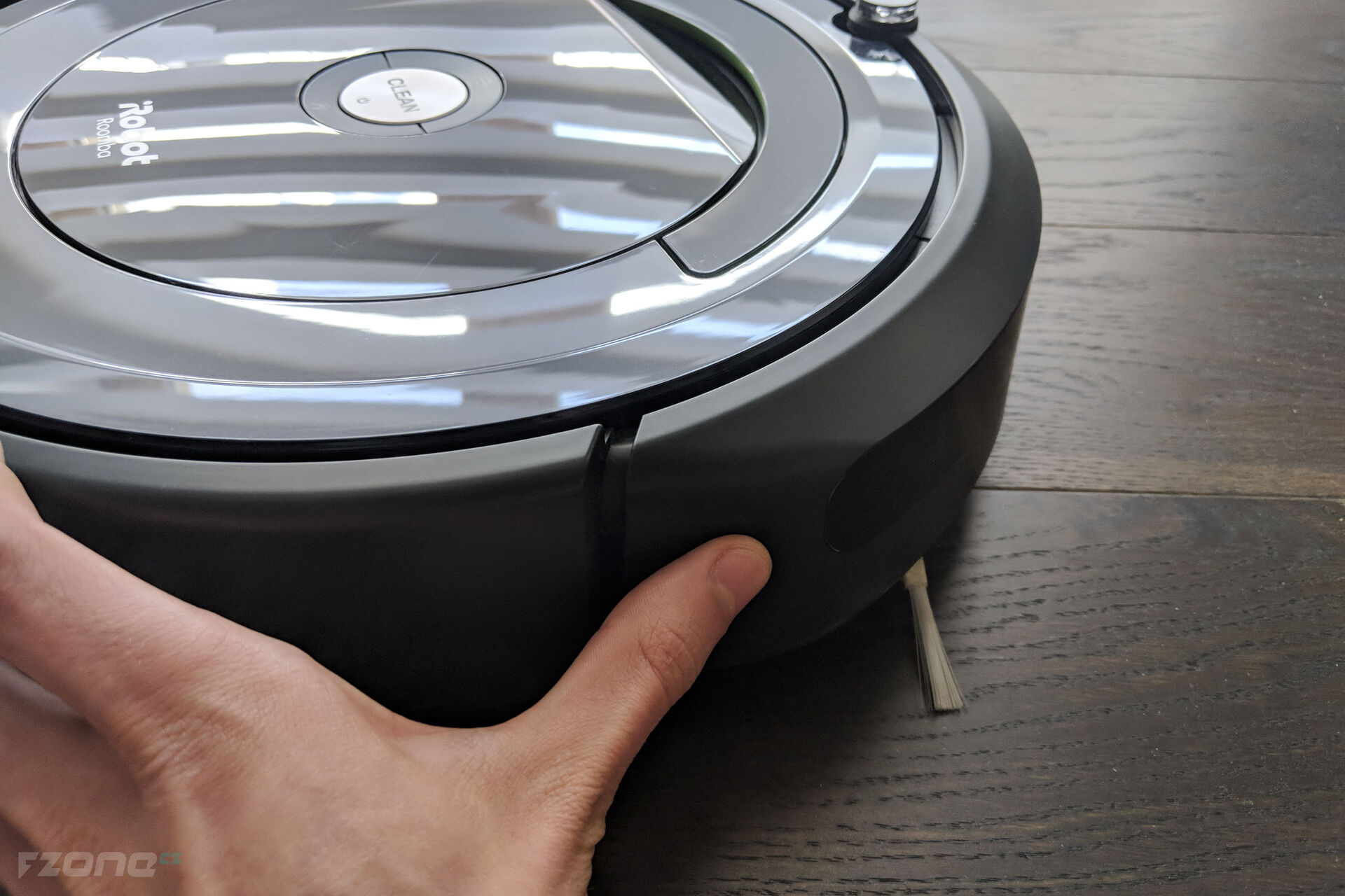 iRobot Roomba 695