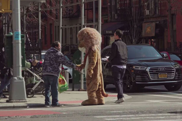 Jak na... s Johnem Wilsonem ( How to with John Wilson)