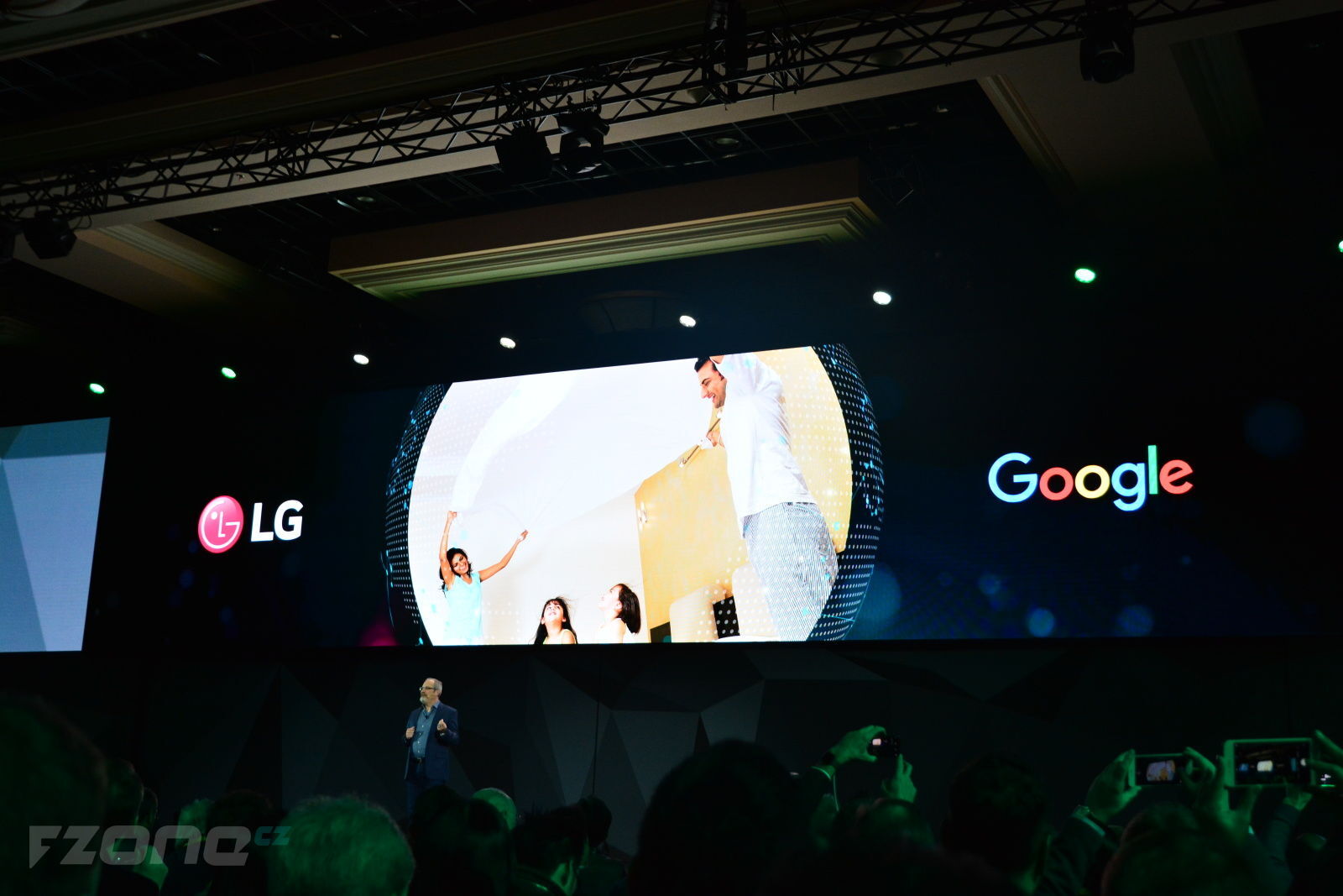 LG a Google
