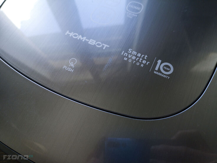 LG Hom-Bot VR65710LVMP