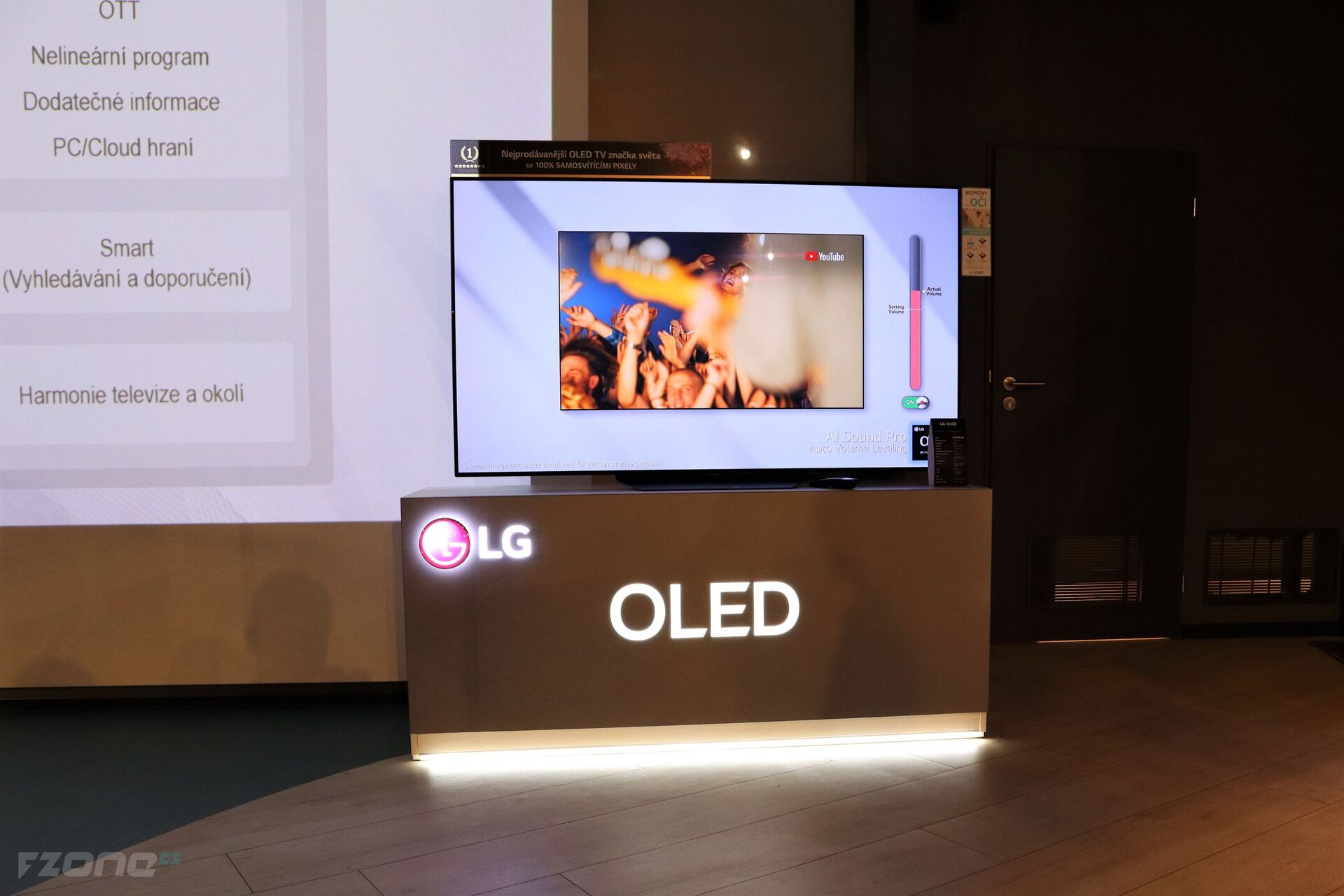 LG OLED65G2