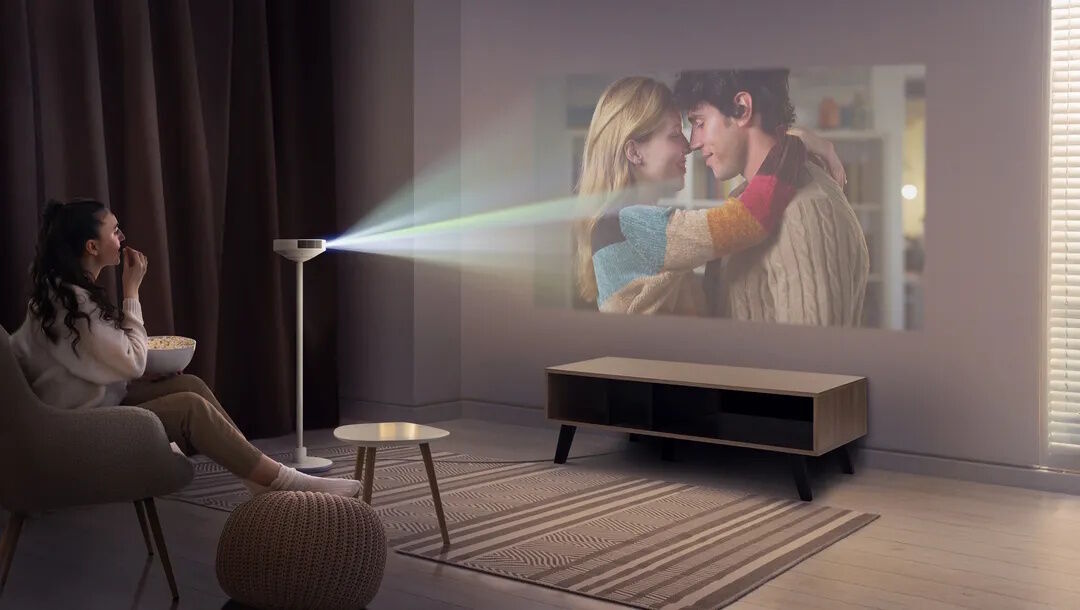 LG projector