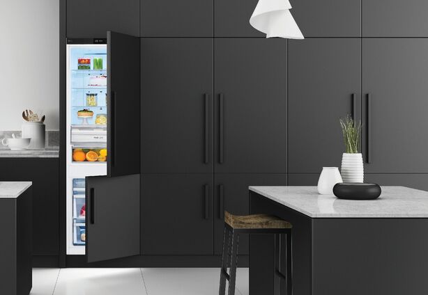 LG vestavná lednice