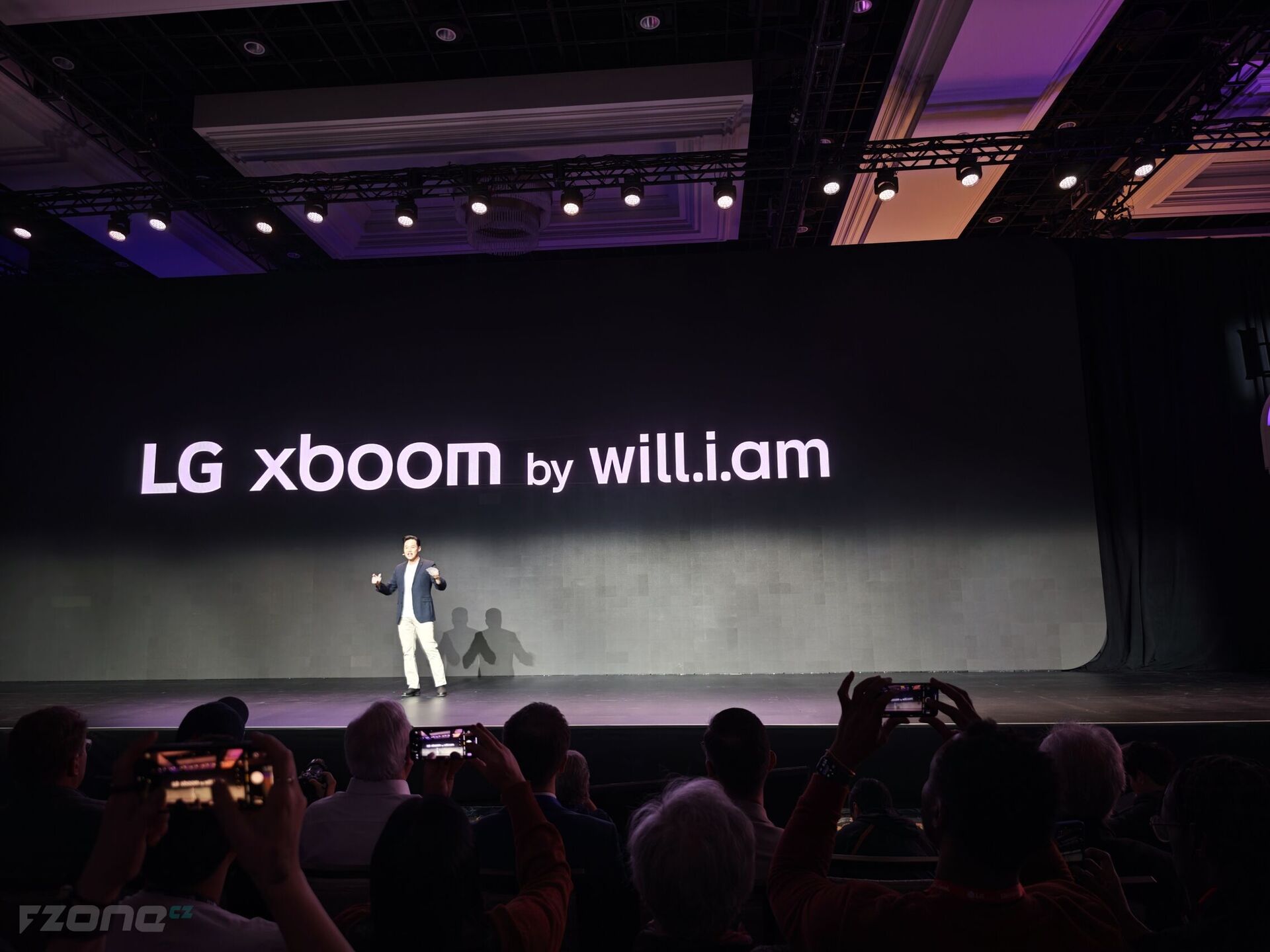 LG xboom