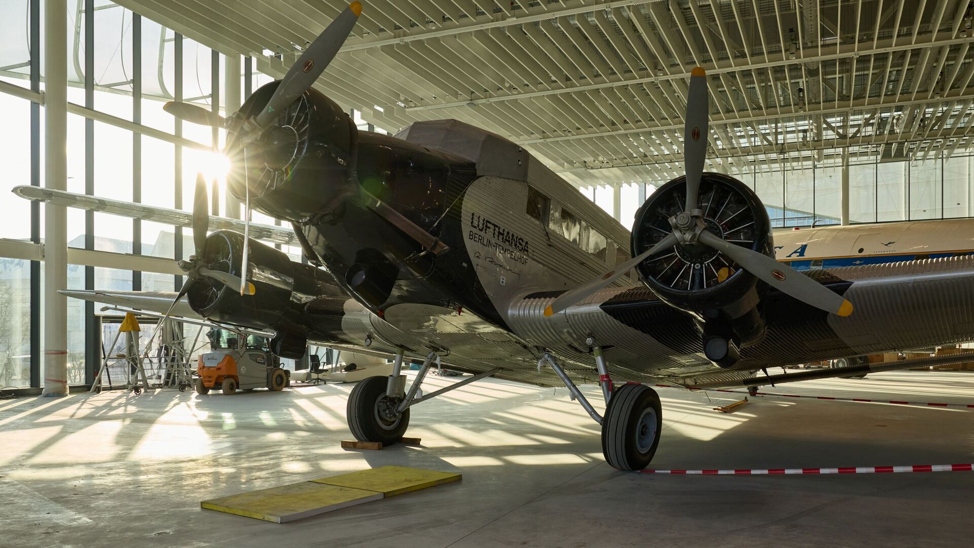 LHG Hangar One