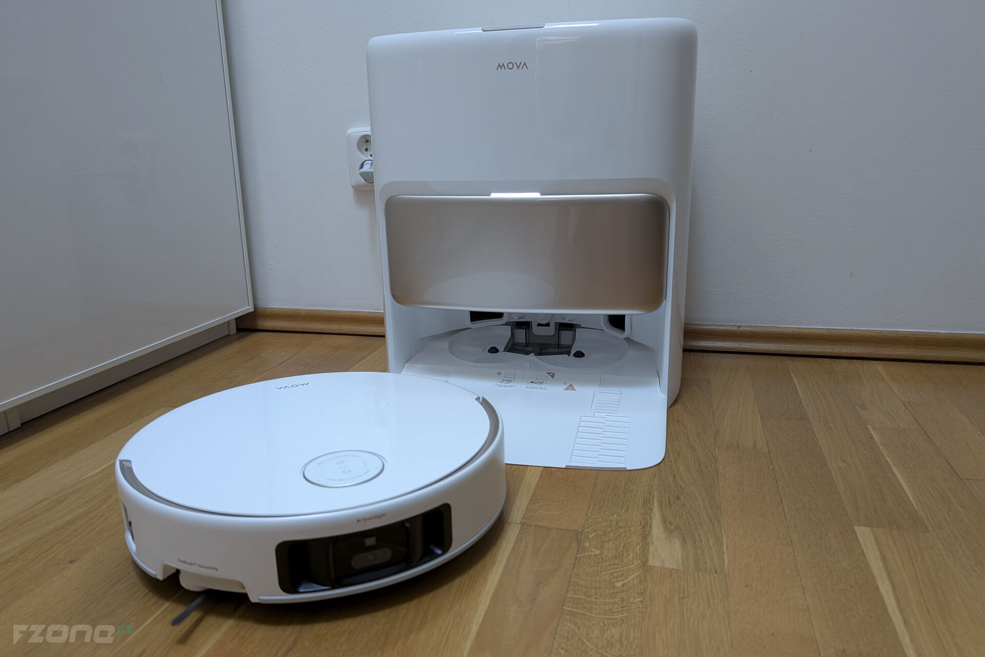 Mova V50 Ultra