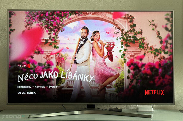 Něco jako líbánky