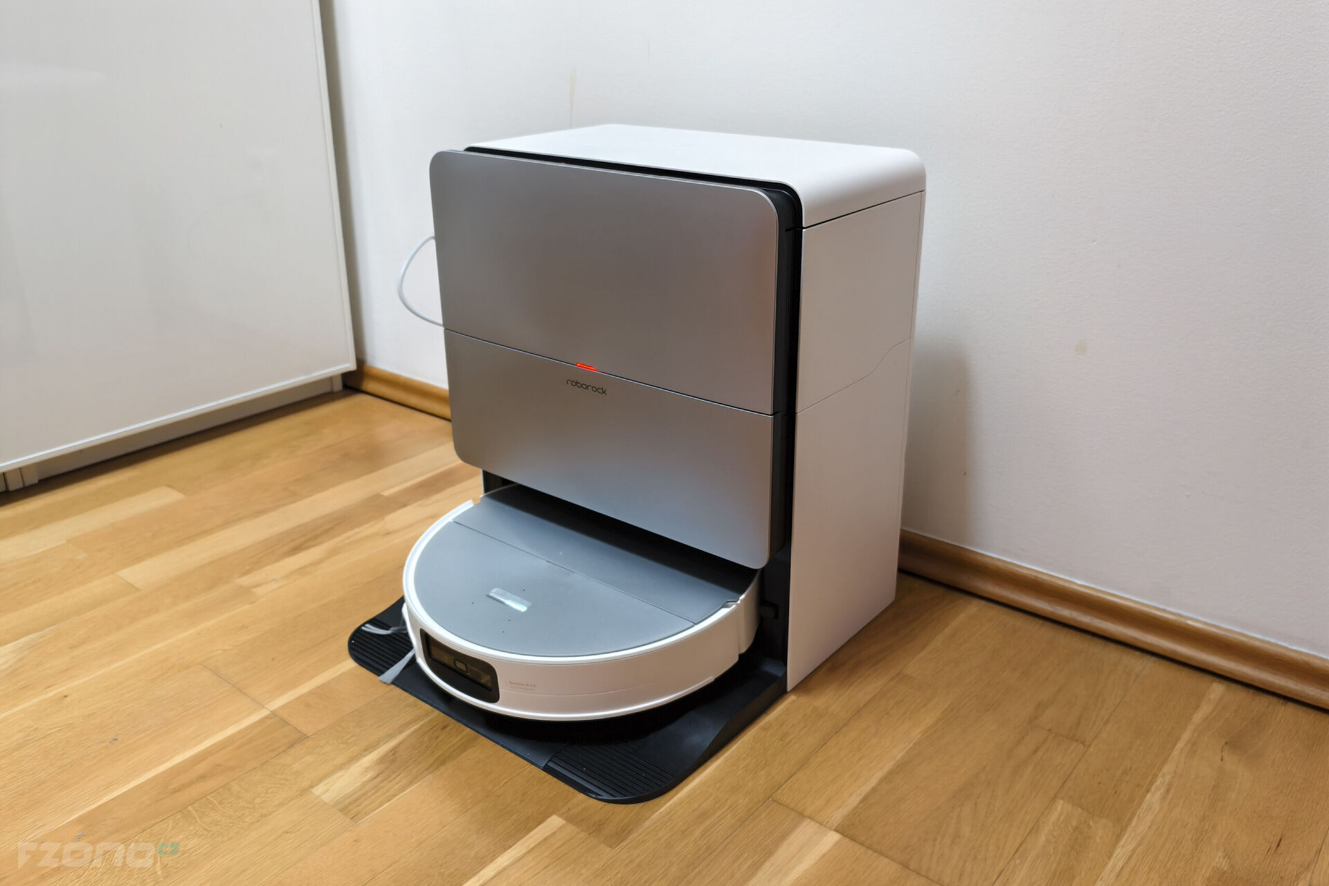 Roborock Saros 20 Sonic Complete