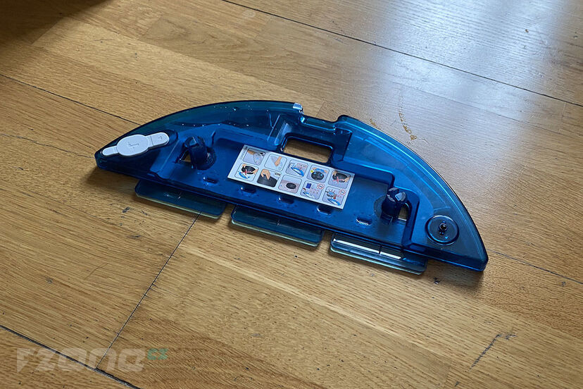 Rowenta Explorer Serie 80 nádobka na vodu