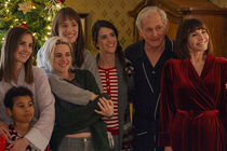 Šťastné a veselé (Happiest Season)