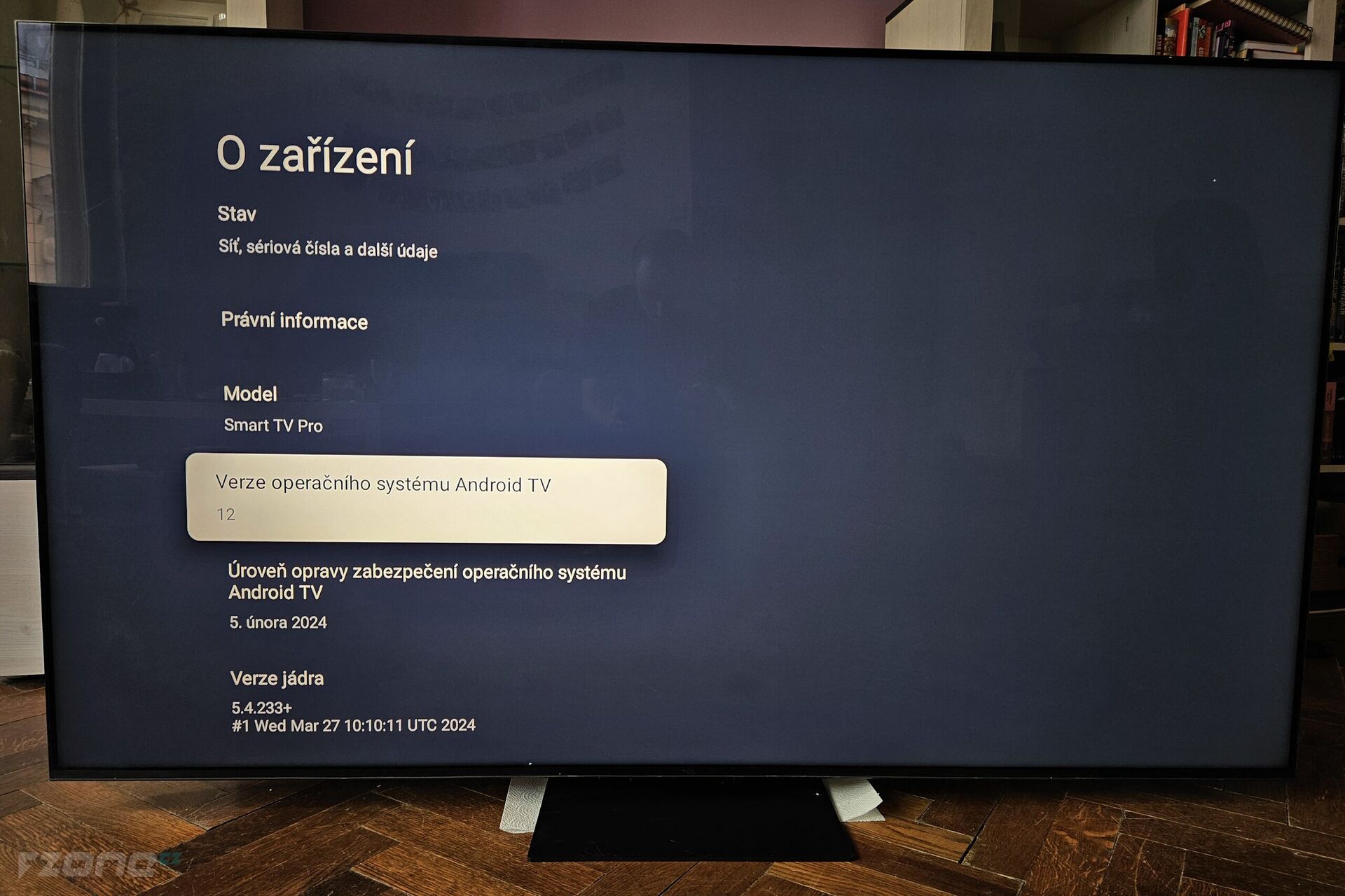 TCL C855