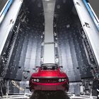 Tesla Roadster v raketě společnosti SpaceX