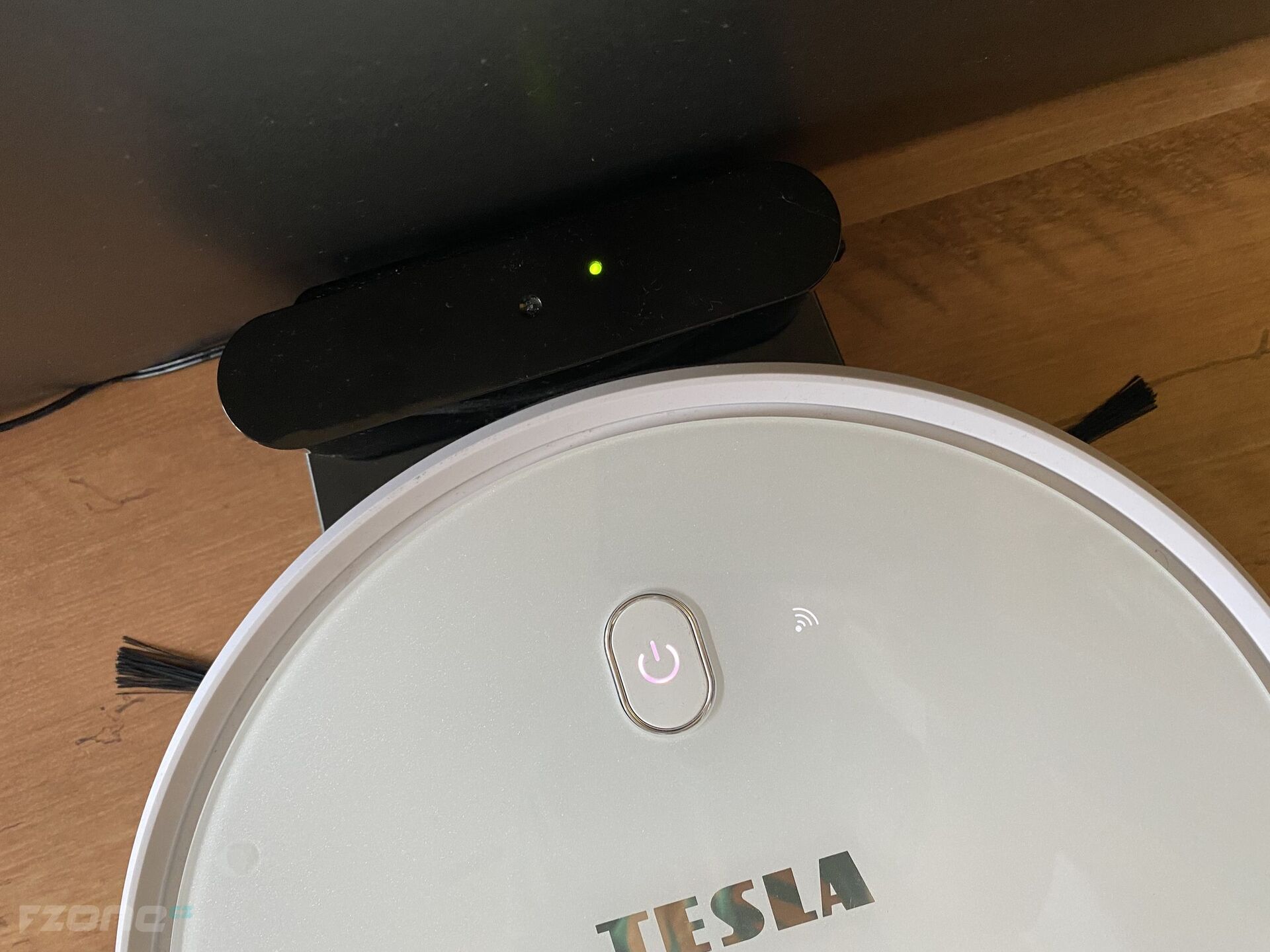 Tesla RoboStar iQ300