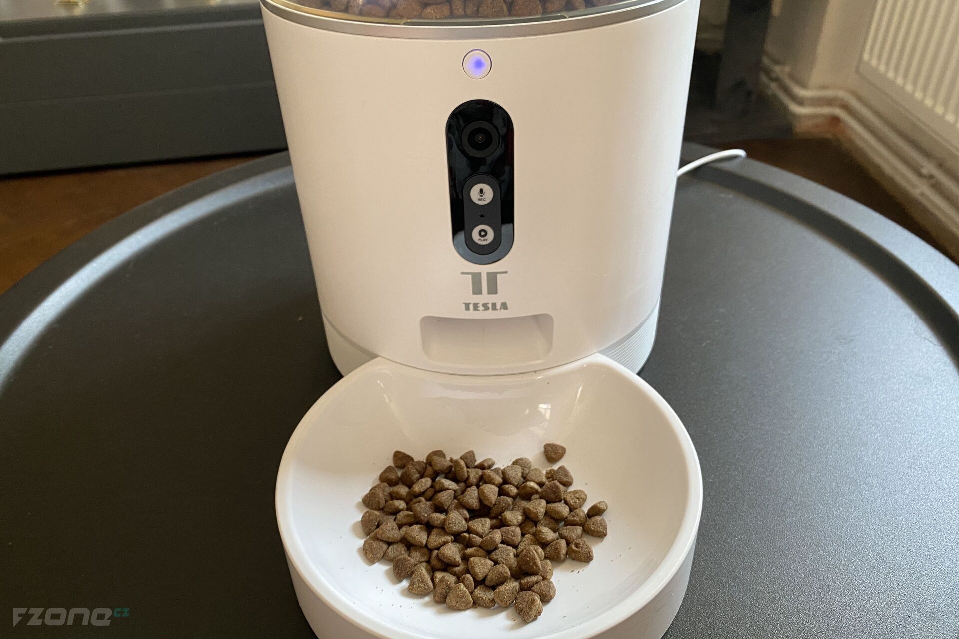 Tesla Smart Pet Feeder Camera