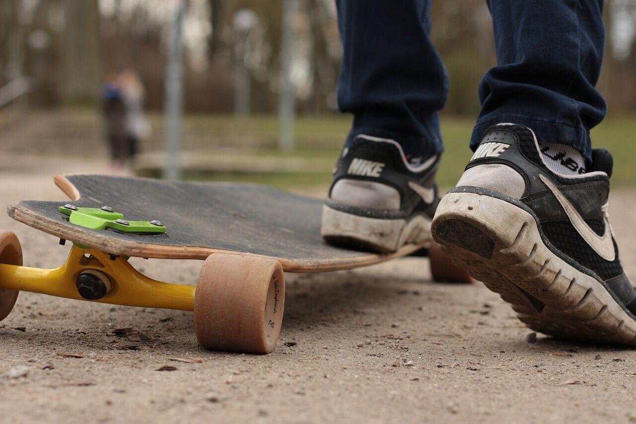Triky na skateboardu