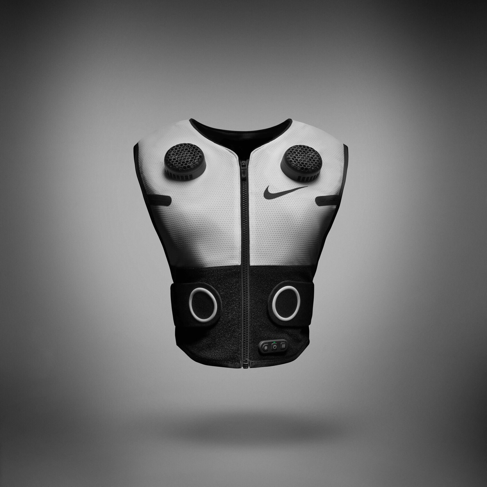 vesta Nike x Hyperice