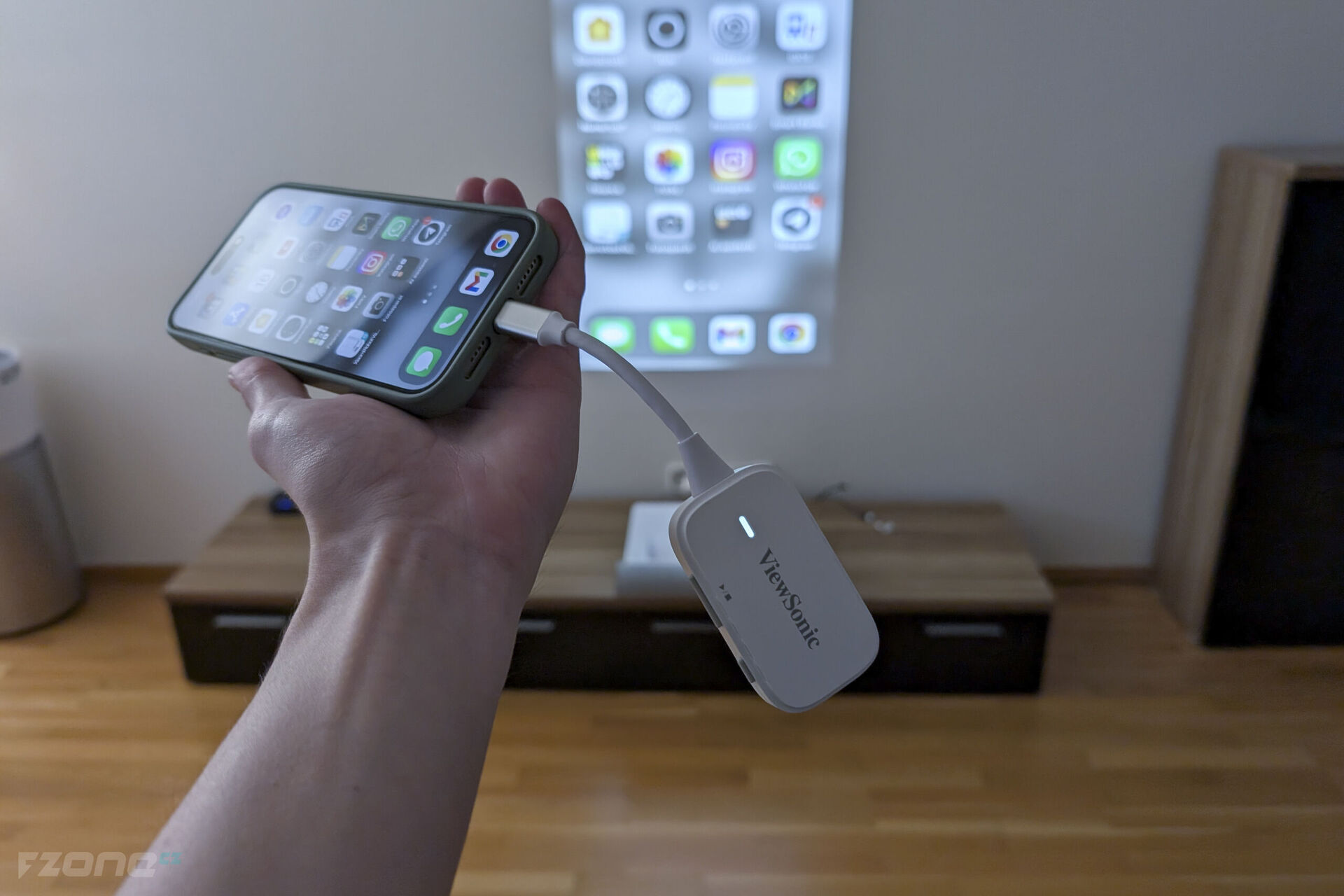 Zrcadlení na ViewSonic skrze Wireless Screen Casting Kit